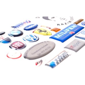 Logoplates i 3D effekt til bil, trailer, campingvogn og andet udstyr